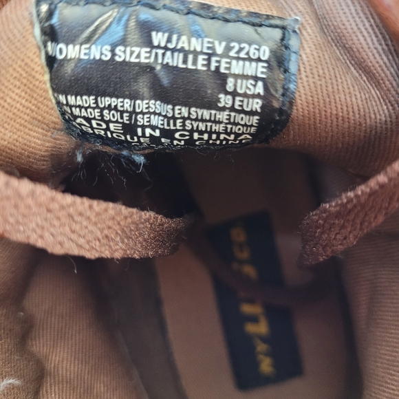 LUGS women size 8 ankle lace up boots - Picture 9 of 9